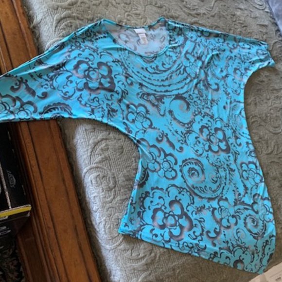 Caribe Asymetrical Tunic Top Size Large - Picture 9 of 11